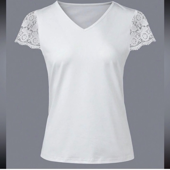 Tops - Elegant White Lace Sleeve Women's Top